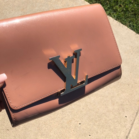 SOLD!!!!Authentic Louis Vuitton clutch - Picture 6 of 8